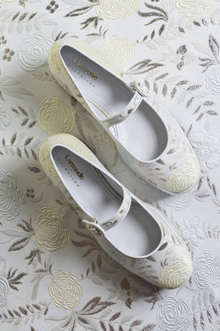Larroudé x Markarian: Flatform Blair Brocado Off White Pump Larroudé x Markarian