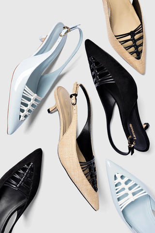 Slingback Nara Couro Verniz Azul e Couro Branco Pump Larroudé