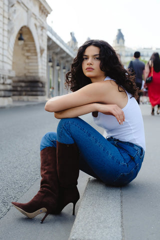 Bota Kate Camurça Marrom Boot Larroudé