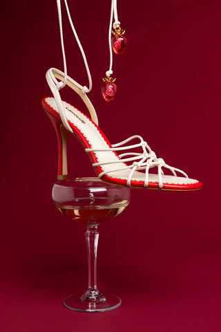 Sandalia Carmen Couro Off White Sandal Larroudé