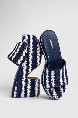 Mule Miso Crochê Listrado Azul Mule Larroudé