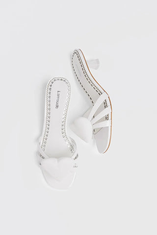 Mule Amore Couro Verniz Branco Mule Larroudé