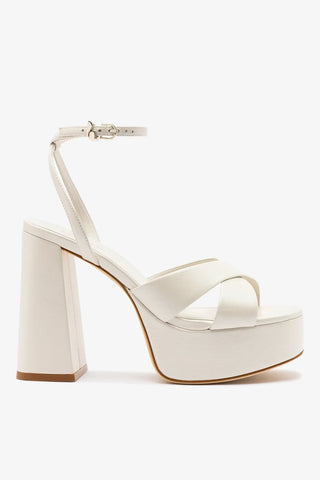 Sandália Plataforma Dolly X Couro Off White Sandal Larroudé
