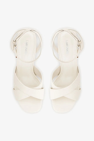 Sandália Plataforma Dolly X Couro Off White Sandal Larroudé