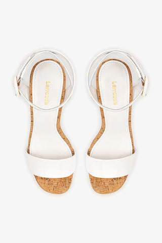 Sandália Dolly Couro Verniz Branco e Cortiça Sandal Larroudé