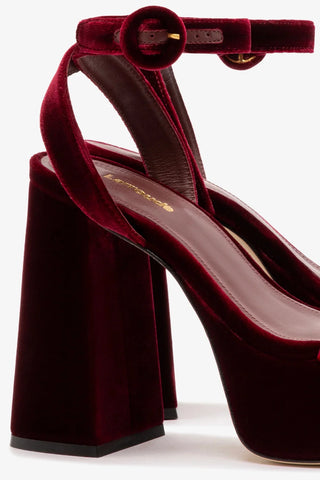 Sandália Dolly Veludo Vinho Sandal Larroudé