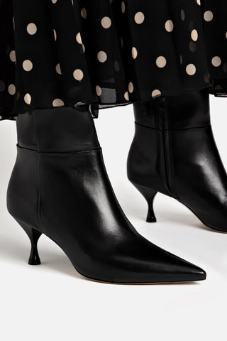 Bota Kate Mid Couro Preto Boot Larroudé