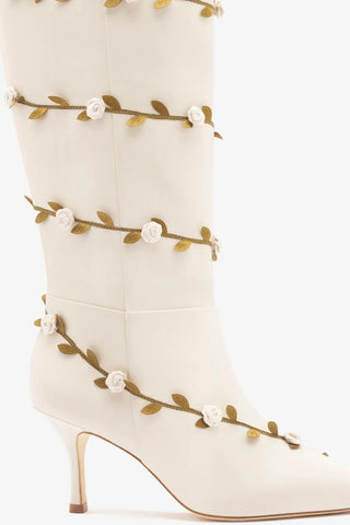 Larroudé x Tanner Fletcher: Bota Kate Mid Rose Vines Couro Off White Boot Larroudé x Tanner Fletcher