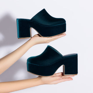Mule Clog Plataforma Miso Veludo Azul