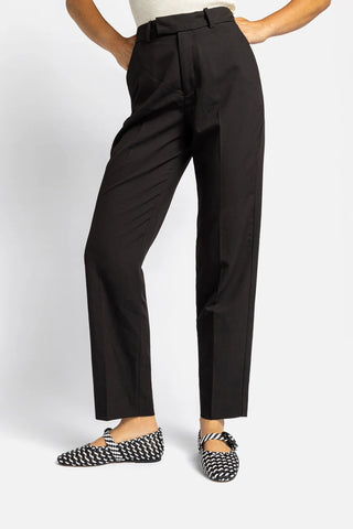 Sapatilha Verona Macramê Couro Preto e Branco Ballerina Larroudé