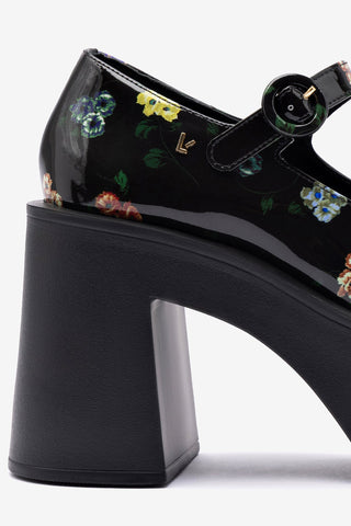 Larroudé x Libertine: Scarpin Plataforma Olivia Couro Verniz Estampado Preto Pump Larroudé x Libertine