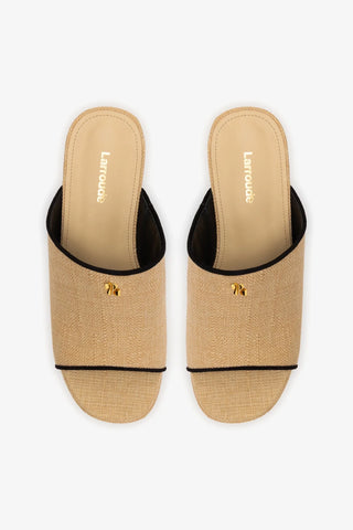 Mule Charli Ráfia Bege e Camurça Preto Sandal Larroudé