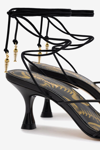 Sandália Nadia Couro Preto Sandal Larroudé