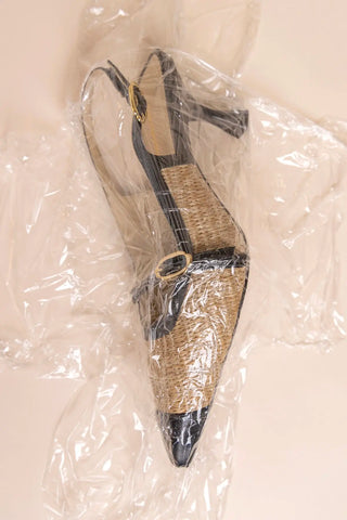 Slingback Ines Ráfia Natural e Couro Preto Pump Larroudé