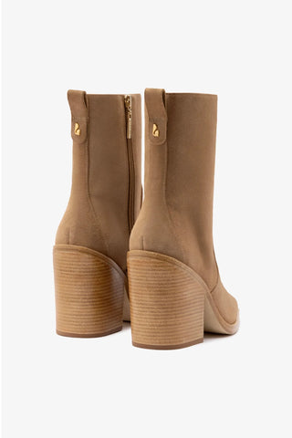 Bota James Camurça Caramelo Boot Larroudé