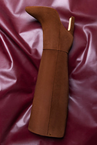 Bota Cindy Hi Camurça Marrom Boot Larroudé
