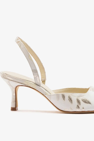 Larroudé x Markarian: Scarpin Brocado Off White Pump Larroudé x Markarian