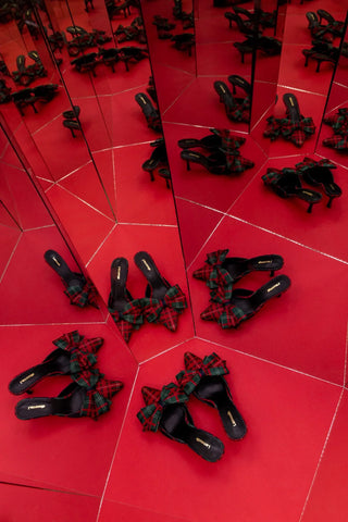 Mule Elle Mini Cetim Estampado Verde e Vermelho Mule Larroudé