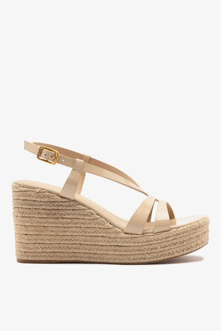 Sandália Espadrille Daphne Couro Verniz Bege Sandal Larroudé