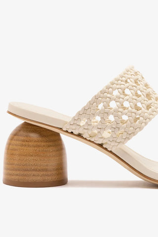 Mule Dew Drop Macramê Couro Off White Sandal Larroudé
