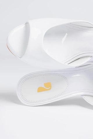 Mule Plataforma Jasmine Couro Verniz Branco Mule Larroudé