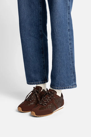 Tênis Stella Macramê Couro e Camurça Marrom Sneaker Larroudé