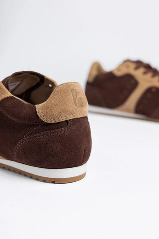 Tênis Stella Camurça Marrom Sneaker Larroudé