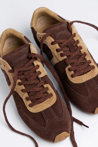 Tênis Stella Camurça Marrom Sneaker Larroudé