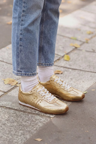 Tênis Stella Couro Dourado Sneaker Larroudé