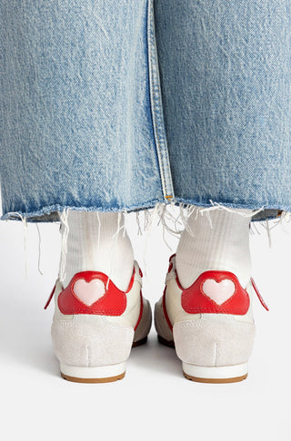 Tênis Stella Amore Couro Off White e Camurça Vermelho Sneaker Larroudé