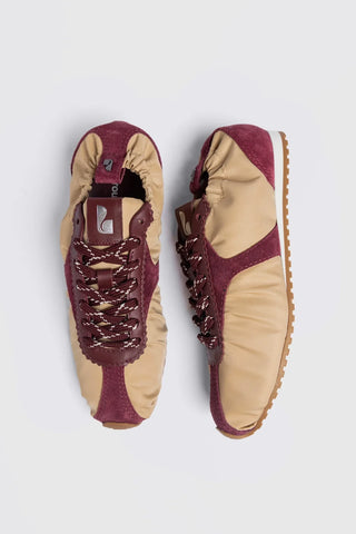 Tênis Stella Lite Nylon Caramelo e Camurça Bordô Sneaker Larroudé