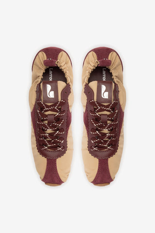 Tênis Stella Lite Nylon Caramelo e Camurça Bordô Sneaker Larroudé