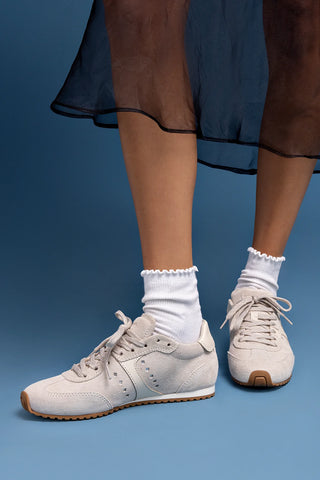 Tênis Stella Camurça Cinza e Couro Off White Sneaker Larroudé