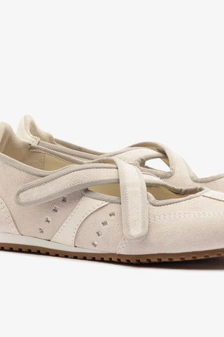 Flat Stella Ballerina Camurça Cinza e Couro Off White Ballerina Larroudé