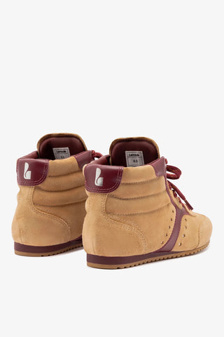 Tênis Cano Médio Stella Camurça Caramelo e Couro Bordô Sneaker Larroudé