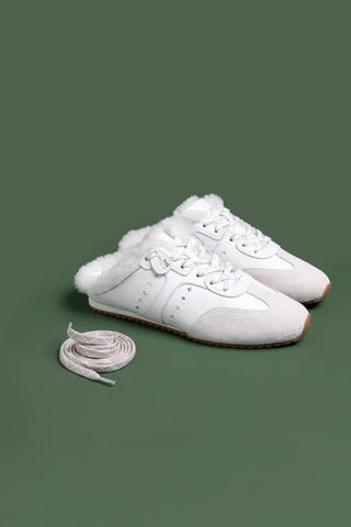 Mule Tênis Stella Couro Branco Camurça Cinza e Lã Branco Sneaker Larroudé