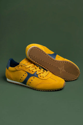 Tênis Stella Camurça Amarelo e Couro Azul Sneaker Larroudé