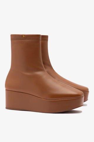Bota Dani New Flatform Dani Couro Caramelo Boot Larroudé
