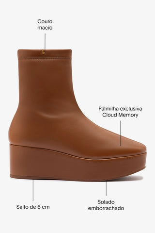 Bota Dani New Flatform Dani Couro Caramelo Boot Larroudé
