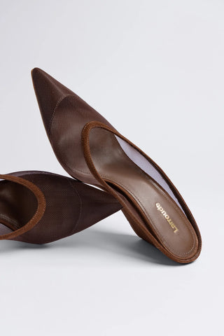 Mule Loulou Mesh Camurça Marrom Mule Larroudé