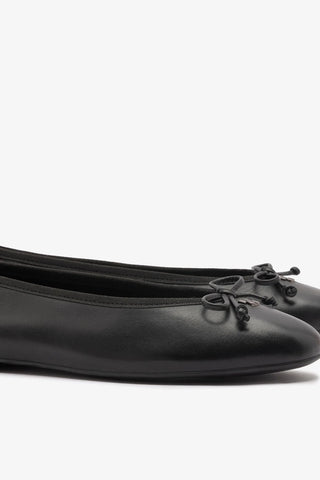 Sapatilha Pavlova Couro Preto Ballerina Larroudé
