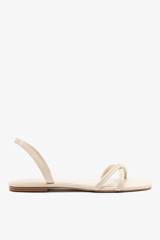 Sandália Flat Annie Couro Off White Flat Sandal Larroudé