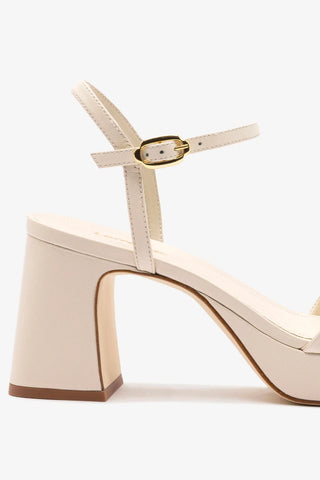 Sandália Plataforma Bianca Low Couro Off White Sandal Larroudé