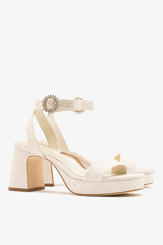 Larroudé x Markarian: Sandália Plataforma Dolly Low Renda Branco Sandal Larroudé x Markarian