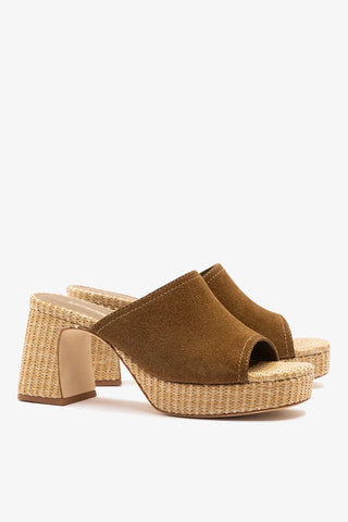 Mule Plataforma Dolly Low Camurça Marrom Sandal Larroudé