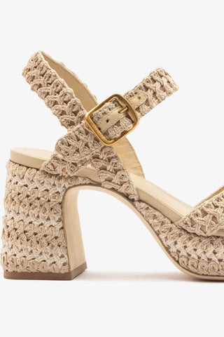 Sandália Jolene Low Crochê Natural Sandal Larroudé