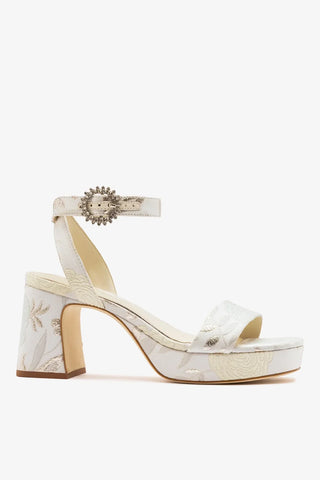 Larroudé x Markarian: Sandália Plataforma Dolly Low Brocado Off White Sandal Larroudé x Markarian