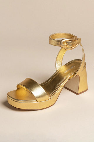 Sandália Dolly Verona Low Couro Dourado Sandal Larroudé
