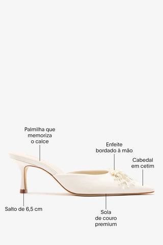 Mule Carine Cetim Branco Mule Larroudé