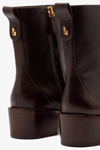 Bota Florencia Low Couro Marrom Boot Larroudé